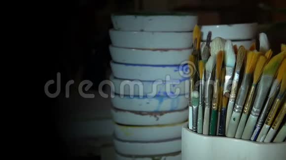 陶瓷车间油漆刷视频的预览图