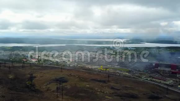 俄罗斯苏联北部城市作品空中全景视频的预览图