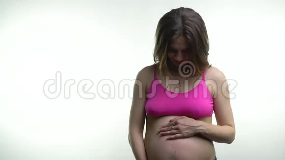 孕妇做颈部锻炼视频的预览图