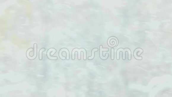 雪落在模糊的背景上视频的预览图