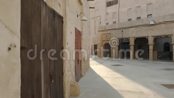 迪拜AlSeefMeraas传统阿拉伯建筑景观视频的预览图