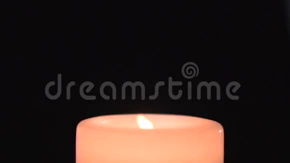 蜡烛褪色后视频的预览图