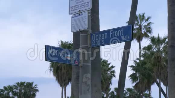 洛杉矶威尼斯海滩海滨街牌视频的预览图