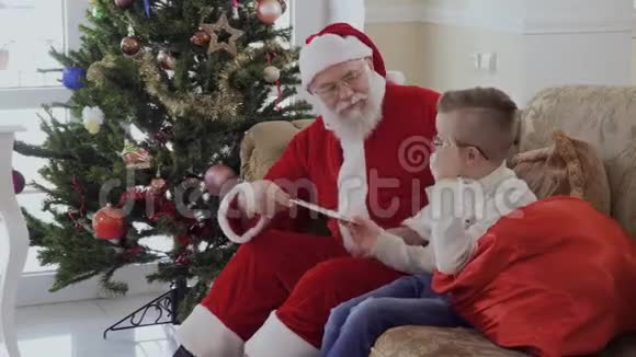 儿童送信给圣诞老人视频的预览图