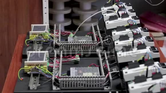 工厂设备电子机器视频的预览图