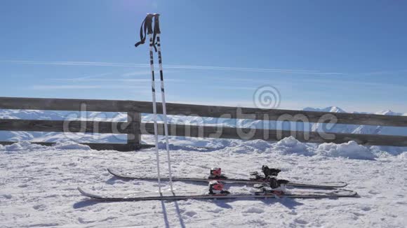 山顶滑雪板滑雪板滑雪板滑雪板视频的预览图