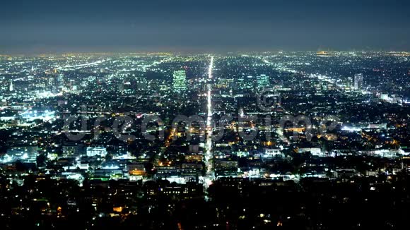 洛杉矶市夜晚的时光流逝视频的预览图