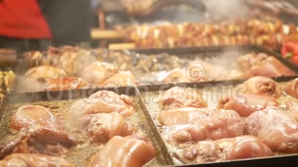 肉街美食之夜视频的预览图