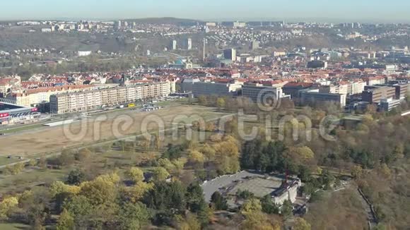 布拉格空中无人机将军竞技场市中心视频的预览图