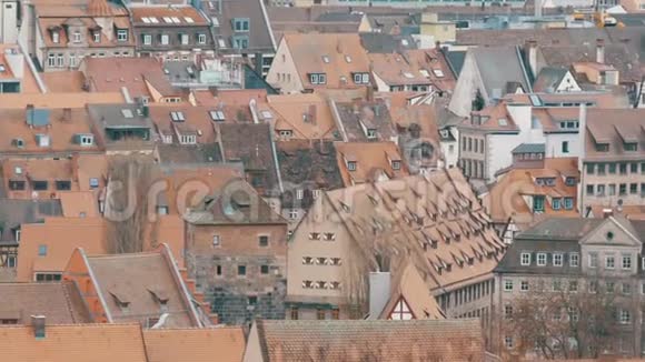 国家正宗德国红色屋顶在纽伦堡巴伐利亚德国视频的预览图