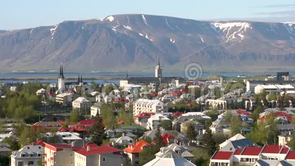 俯瞰雷克雅未克冰岛视频的预览图