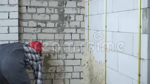 加气混凝土砌块墙统一抹灰施工视频的预览图