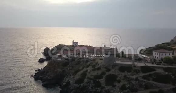 卡普里亚岛海港航空景观视频的预览图