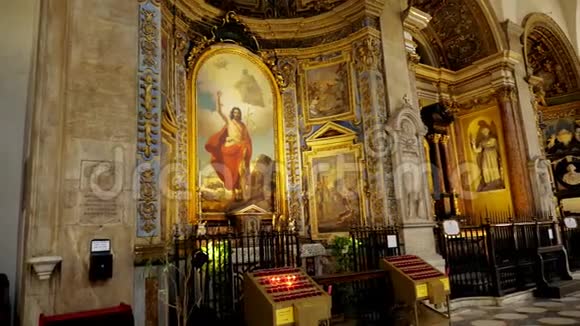 托里诺意大利2018年7月7日都灵大教堂的内部建于1470年是圣教堂视频的预览图