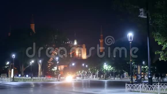夜间公园游客伊斯兰视频的预览图