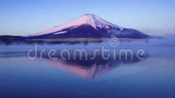 太阳从山上升起的时间日本山坂湖富士视频的预览图