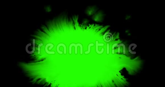 抽象漆刷笔划形状墨水溅出用色度键冲洗绿色屏幕颜色墨水溅出视频的预览图