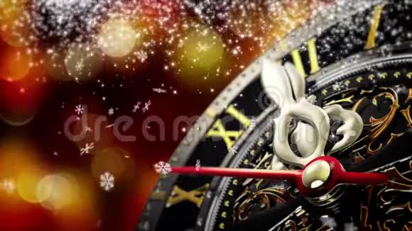 新年在午夜旧钟与星星雪花在波克背景4K视频的预览图