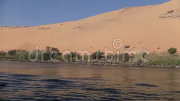埃及尼罗河畔的沙丘视频的预览图