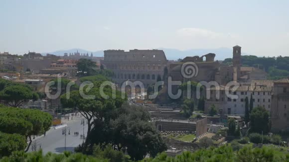 罗马俯瞰罗马罗马竞技场的罗马天际线意大利视频的预览图