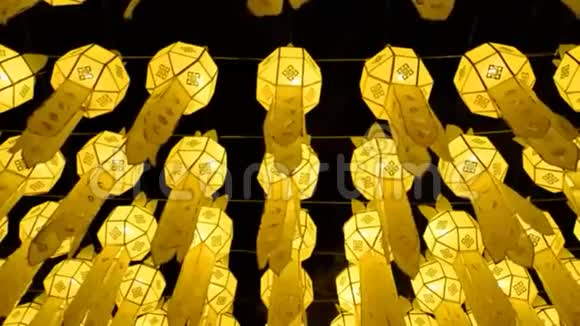 泰国清迈洛伊克拉通节上美丽的灯笼视频的预览图