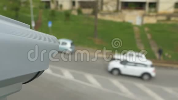 车辆识别监控摄像头视频的预览图