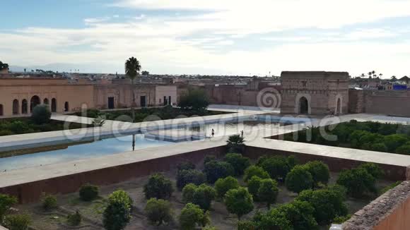巴迪宫历史上最具魅力的景点马拉喀什摩洛哥视频的预览图