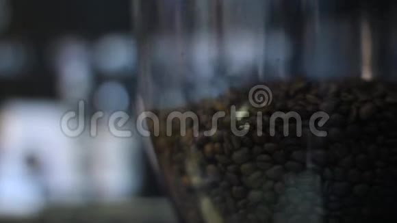 咖啡研磨机咖啡豆掉下来视频的预览图