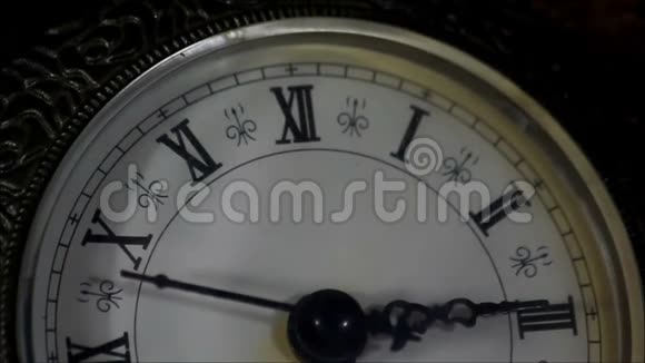 30秒古董钟视频的预览图
