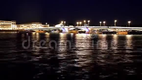圣彼得堡桥梁稀释城市里的离婚桥加速录像视频的预览图