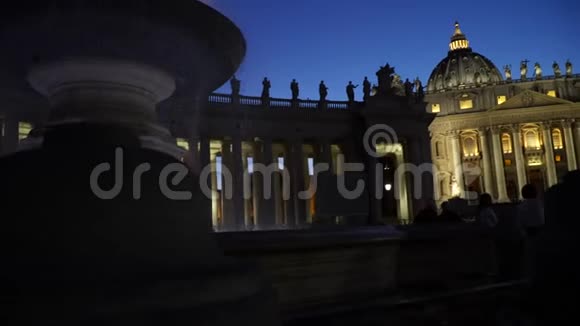 梵蒂冈广场的喷泉视频的预览图