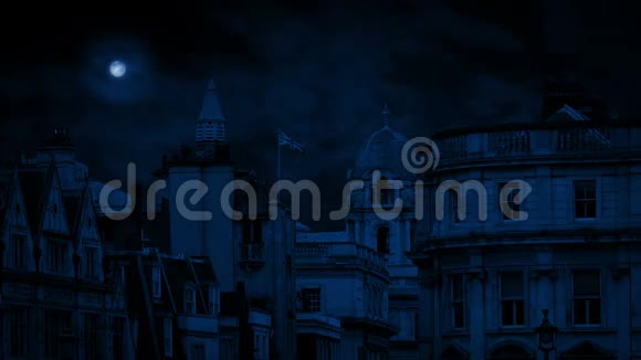夜晚吹旗的伦敦天际线视频的预览图