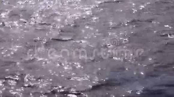 波光粼粼的海浪视频的预览图