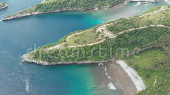 努沙佩尼达岛美丽的岛屿靠近阿图海滩印度尼西亚视频的预览图