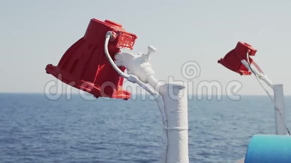 风化红船信号灯视频的预览图