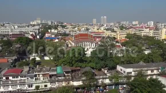 佛寺拉查纳达在城市景观泰国曼谷视频的预览图