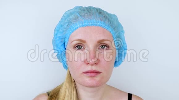 鼻成形术接受整形外科手术的病人她必须要通过鼻子视频的预览图