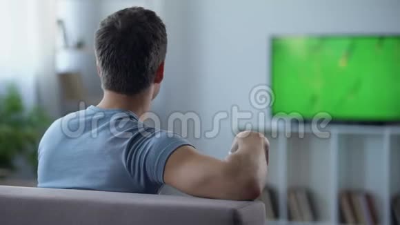 数字电视质量差足球比赛转播延迟让人心烦视频的预览图