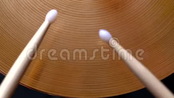 鼓棒演奏高帽视频的预览图