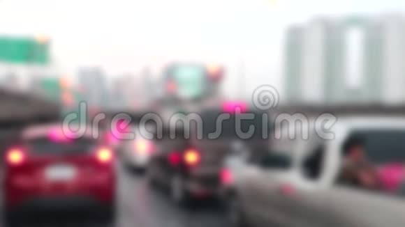 泰国曼谷KhlongToeiRama3路交通阻塞视频的预览图