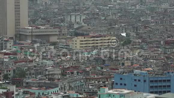 哈瓦那市维达多区全景鸟瞰视频的预览图