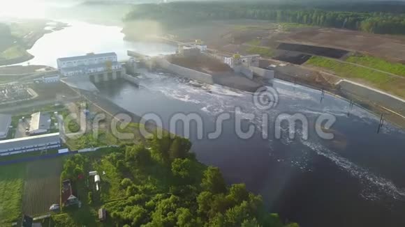 西德维纳河水电站视频的预览图