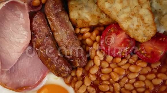 丰盛的英式早餐视频的预览图