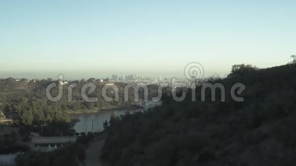 洛杉矶市中心的好莱坞预备队视频的预览图