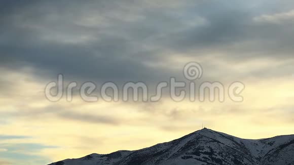 日落时分内华达州里诺山视频的预览图