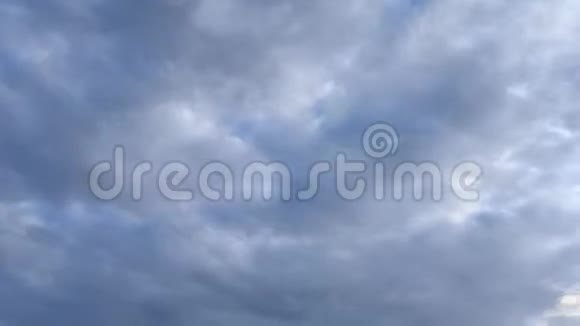 蓝天时光电影上的云视频的预览图