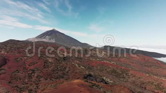 空中射击山顶火山红色火山景观加那利群岛泰德火山国家公园这就是视频的预览图