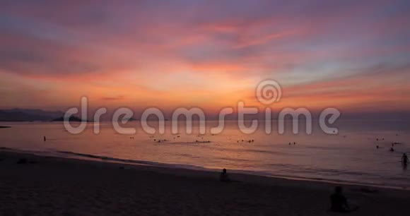 海滩黎明芽庄城视频的预览图