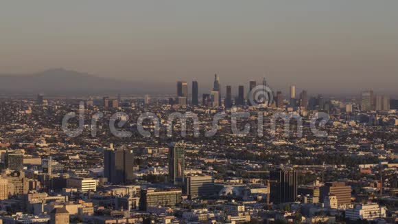洛杉矶市区日落时分视频的预览图