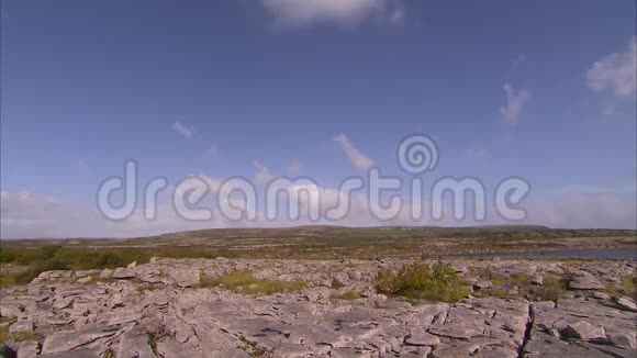 爱尔兰的岩石表面视频的预览图